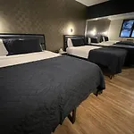 Cabana Hotel Yankee Stadium