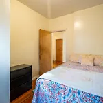 Eastern Parkway Guest House