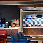 Holiday Inn Express Brooklyn - Kings Hwy, An Ihg Hotel