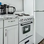 3 Bedroom Family Apartment In Hells Kitchen