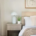 52-3D Massive New Reno 2Br