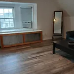 Gorgeous Victorian House!! Entire Suite In Sam\'S Home