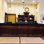 Queens County Inn And Suites