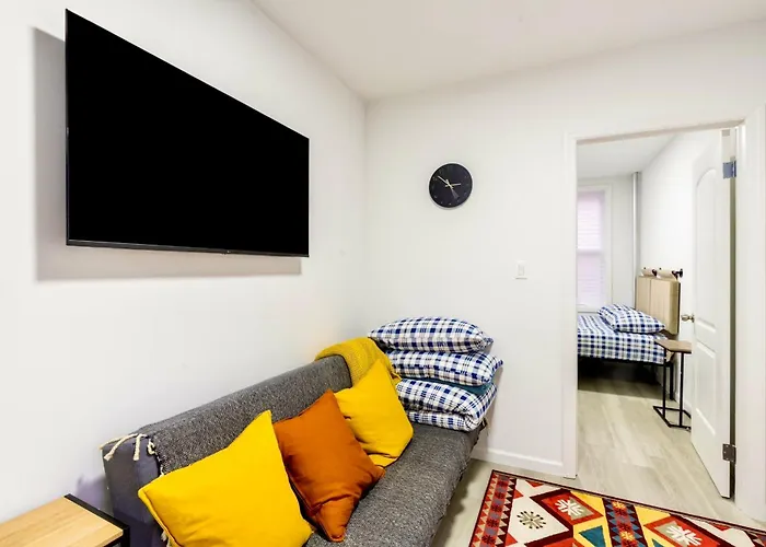 Peaceful Apartment In Lower Manhattan New York