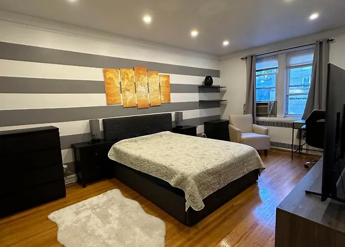 2 Large Bedrooms In Rego Park