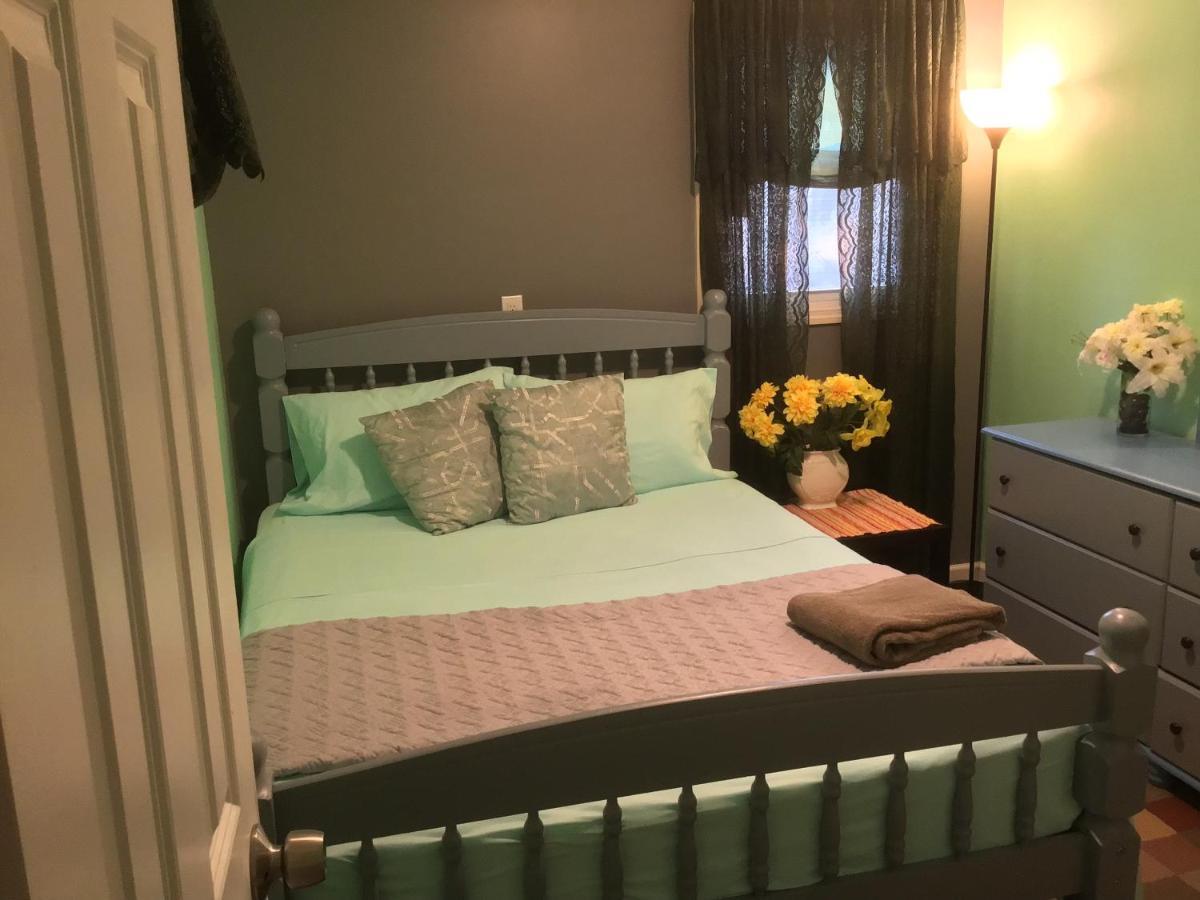 Privatunterkunft Cozy Near Jfk And Close To Laguardia New York