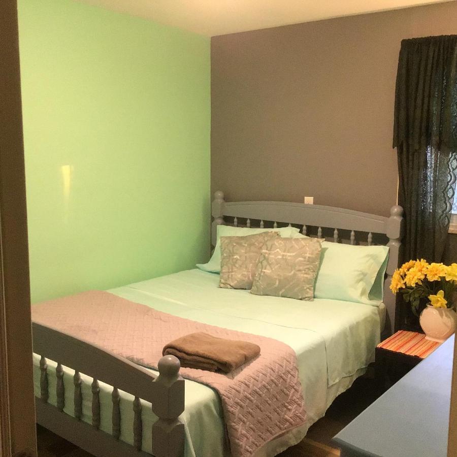 Privatunterkunft Cozy Near Jfk And Close To Laguardia New York