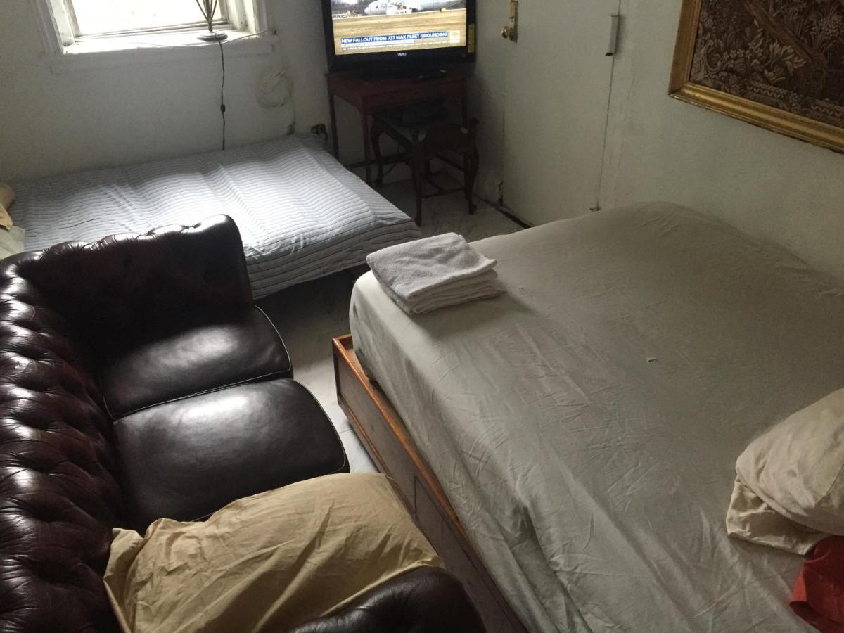 Guest house Private In Manhattan New York