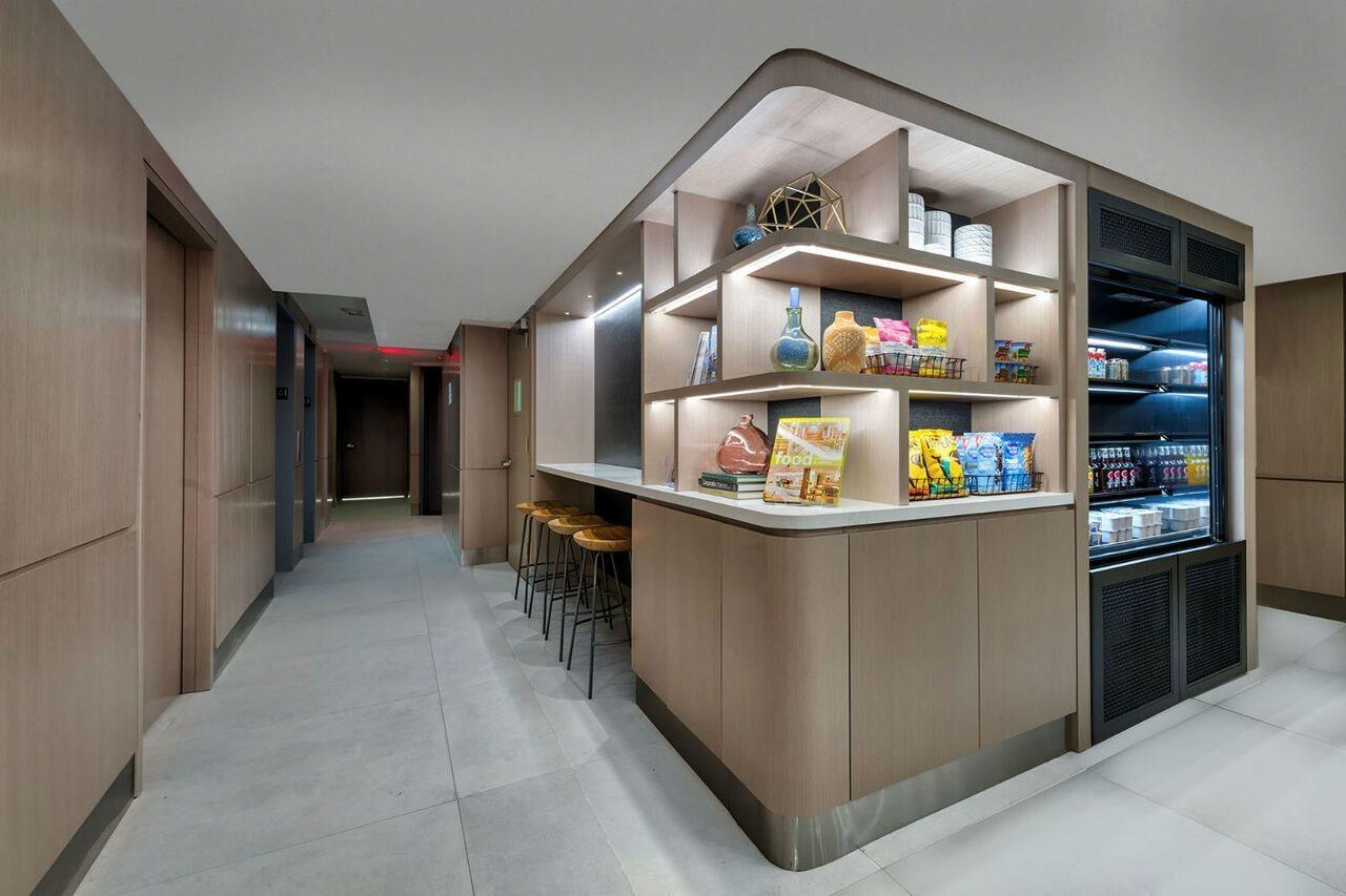 Citadines Connect Fifth Avenue Hotel