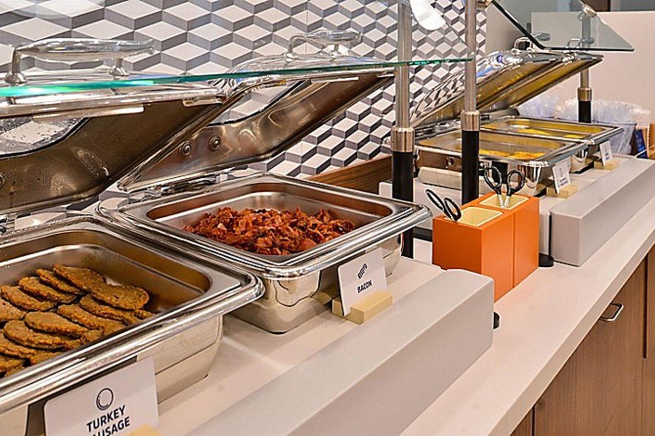 Hotel Holiday Express - Times Square By Ihg 3*