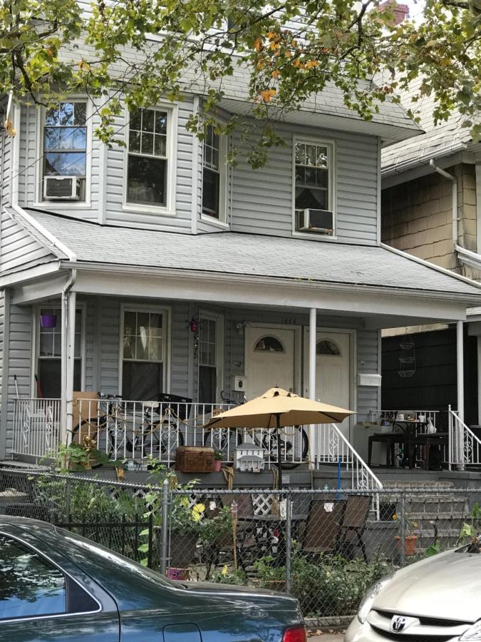 Classical American House 4 New York