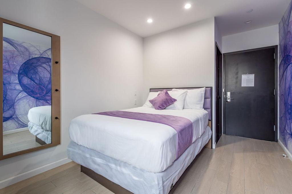 Ninety Five Fordham / St. Barnabas Hospital Hotel 4*