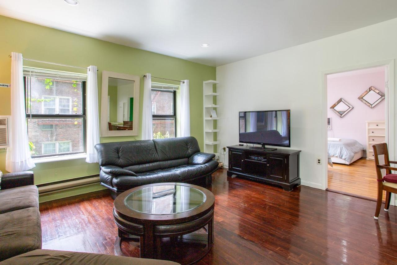 Special Two Bed Apt Midtown East *