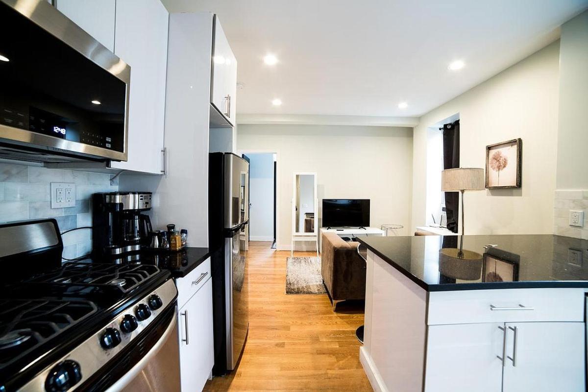 Apartment Lower East Side Loft: Soho-adjacent Renovated Haven New York