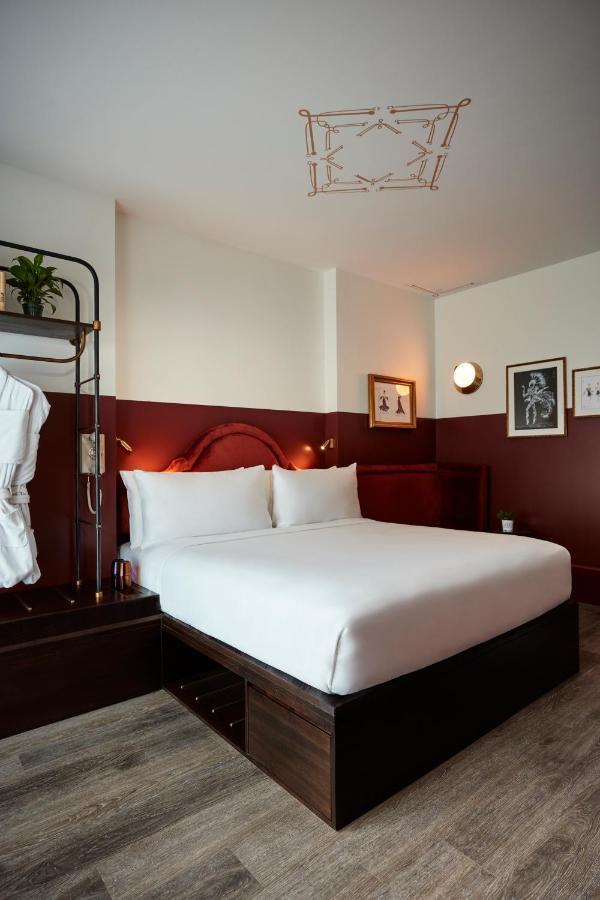 Civilian Hotel 4*