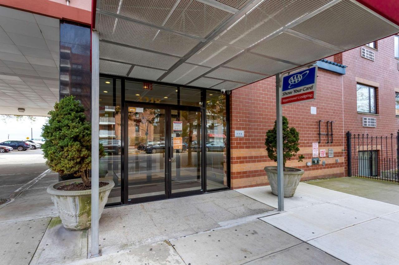 Comfort Brooklyn Hotel 2*