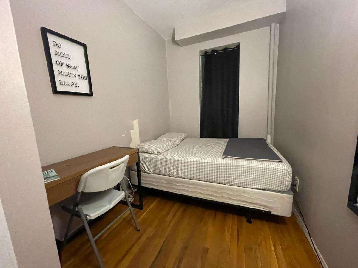 Private Near Lincoln Center Hostel New York