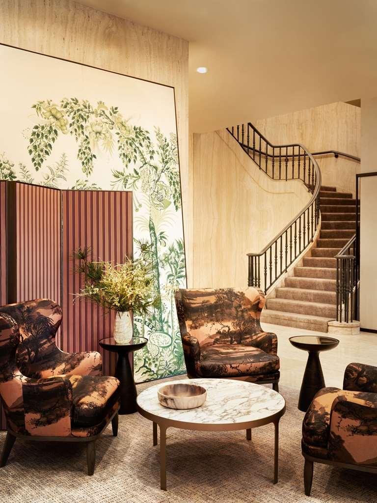 Park Lane Hotel