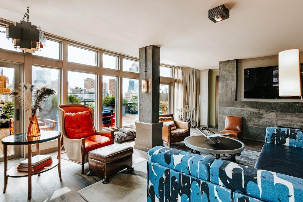 Soho Grand Hotel 4*