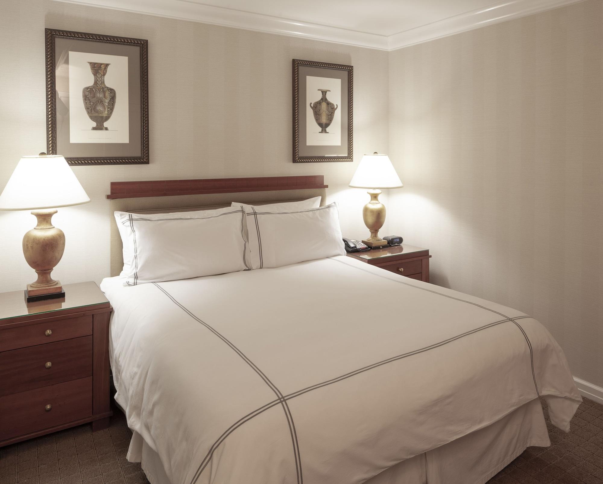 The Manhattan Club Hotel