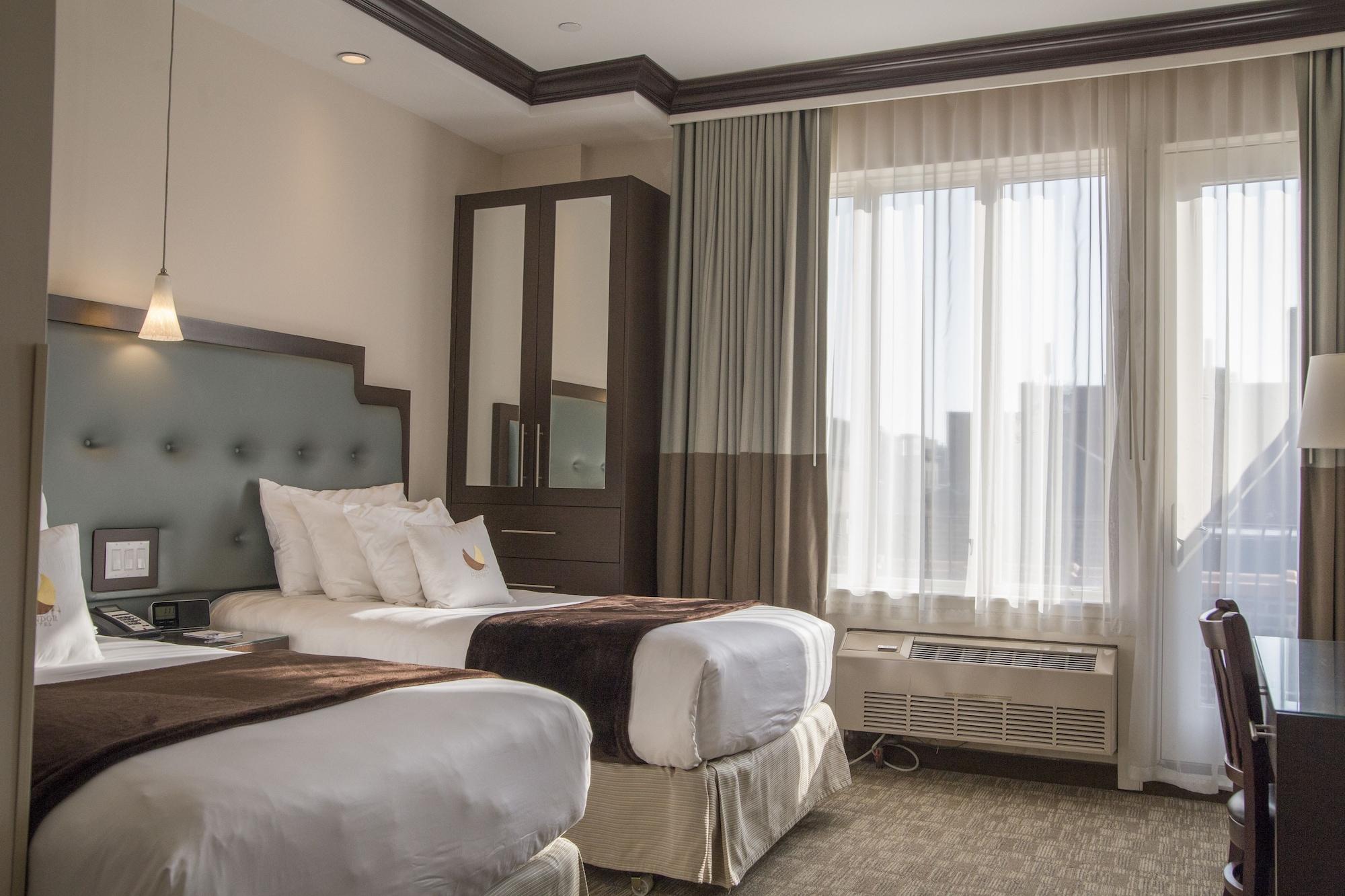 Condor By Luxurban Hotel 4*