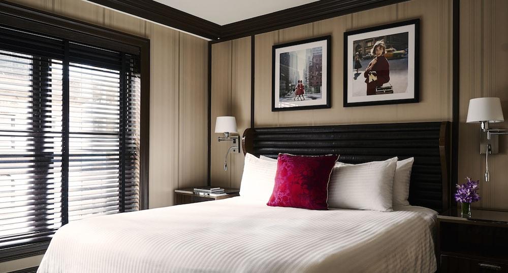 Iroquois Times Square 5*