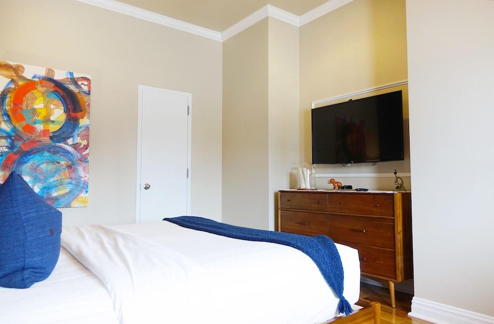Hotel The Box House (adults Only) 4*