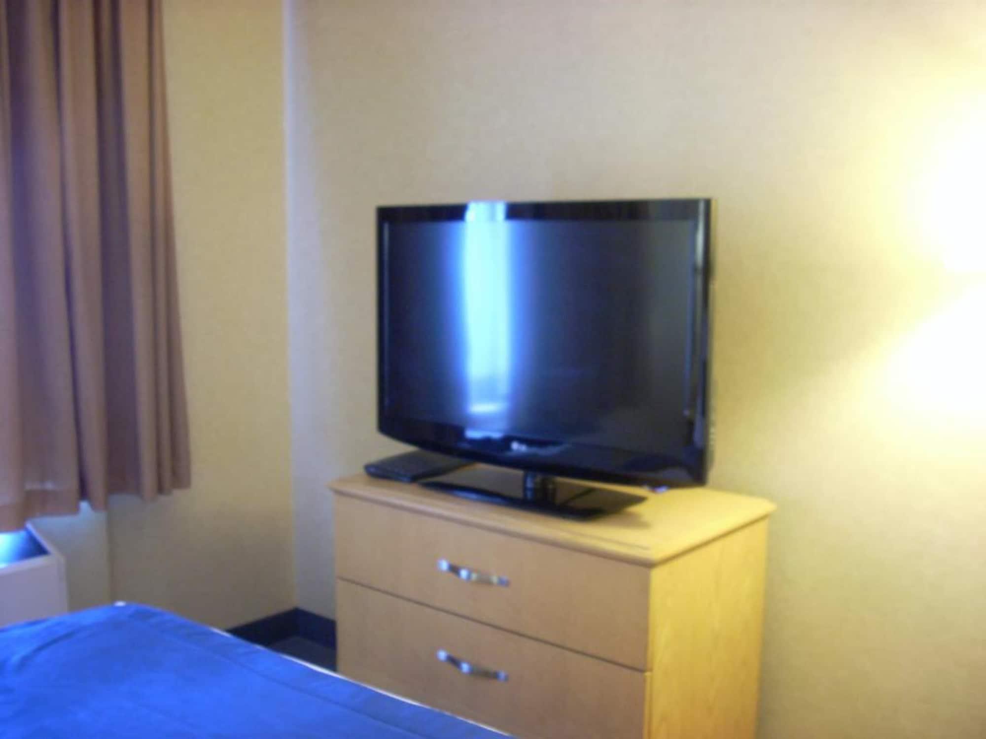 Hotel Marco Laguardia & New York