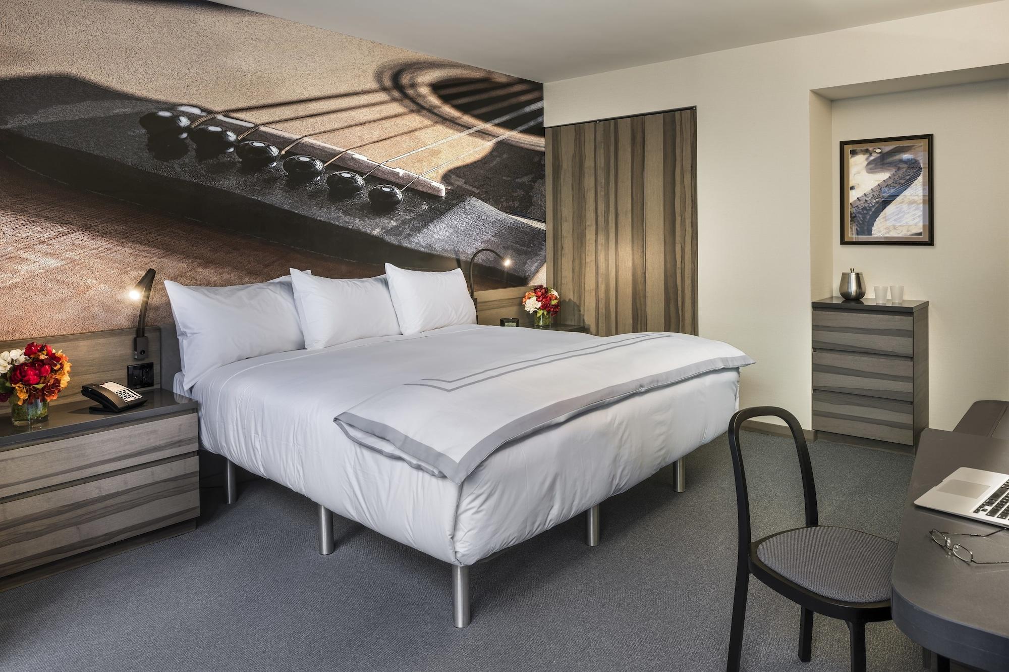 Carnegie Hotel 4*