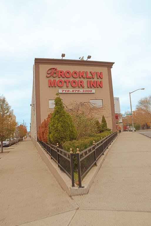 Brooklyn Motor Hotel 2*