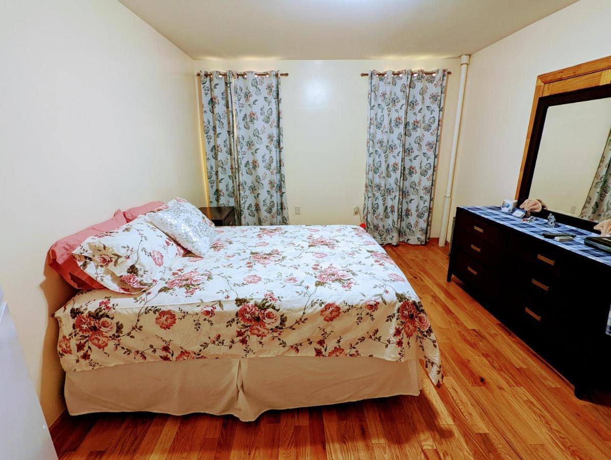 Nyc Guest For Rent * New York