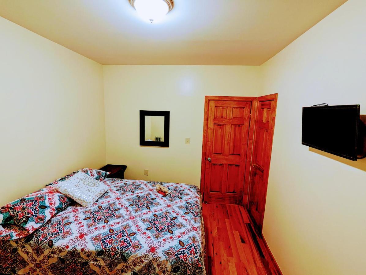 Nyc Guest For Rent * New York
