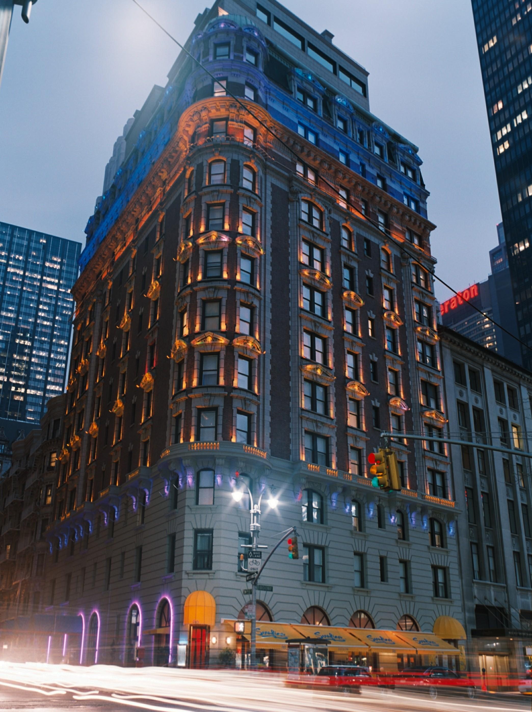 Dream Midtown, By Hyatt 4*