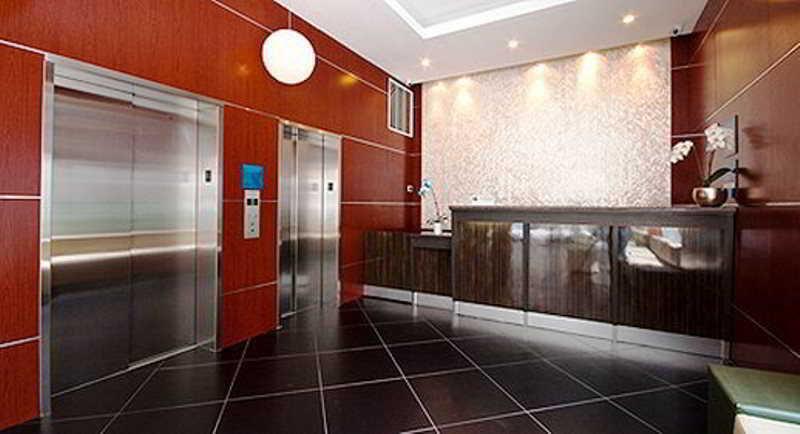 Hotel Wyndham Garden Long Island City