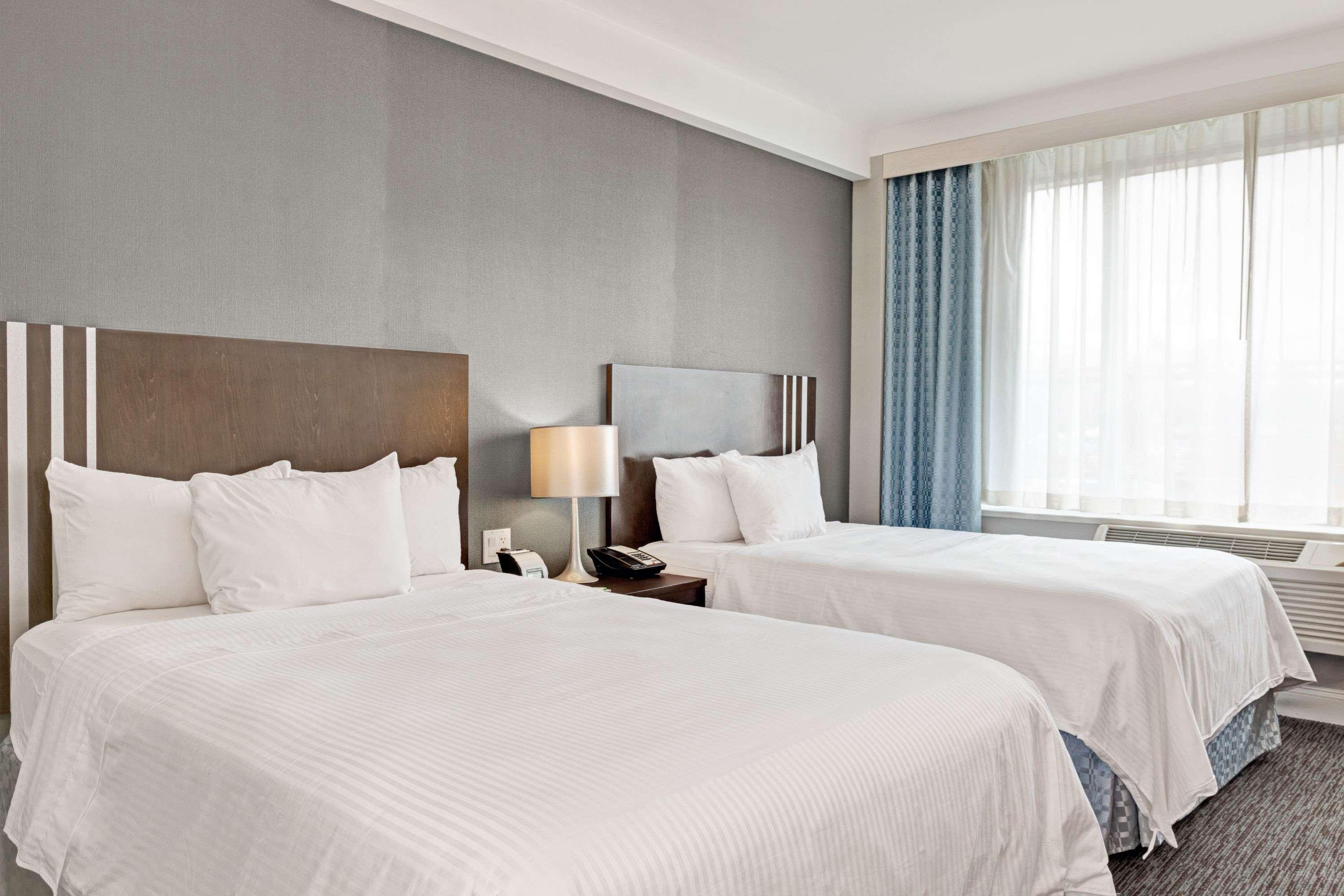 Hotel Wyndham Garden Long Island City 3*