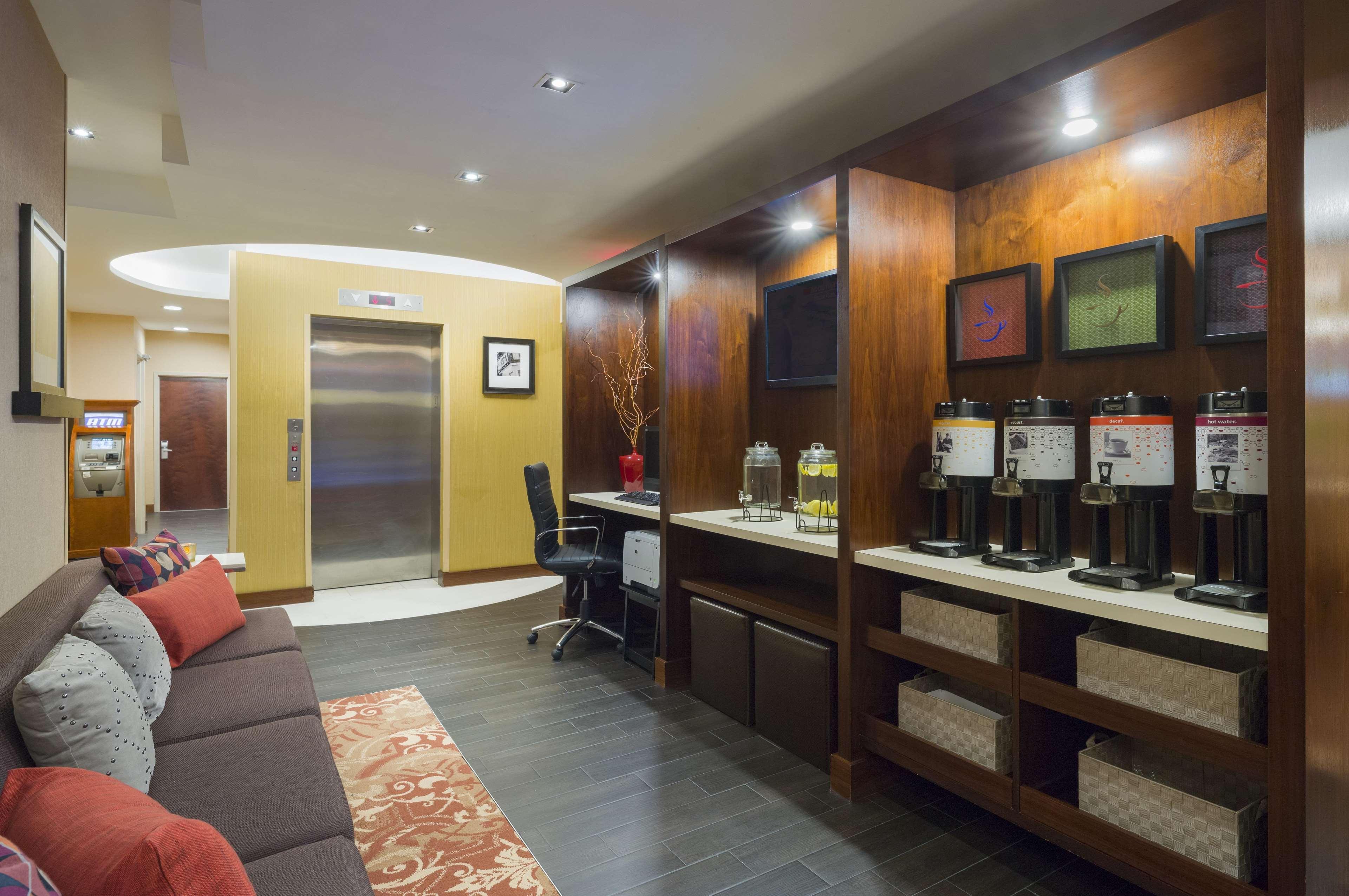 Hotel Hampton Seaport Financial District New York