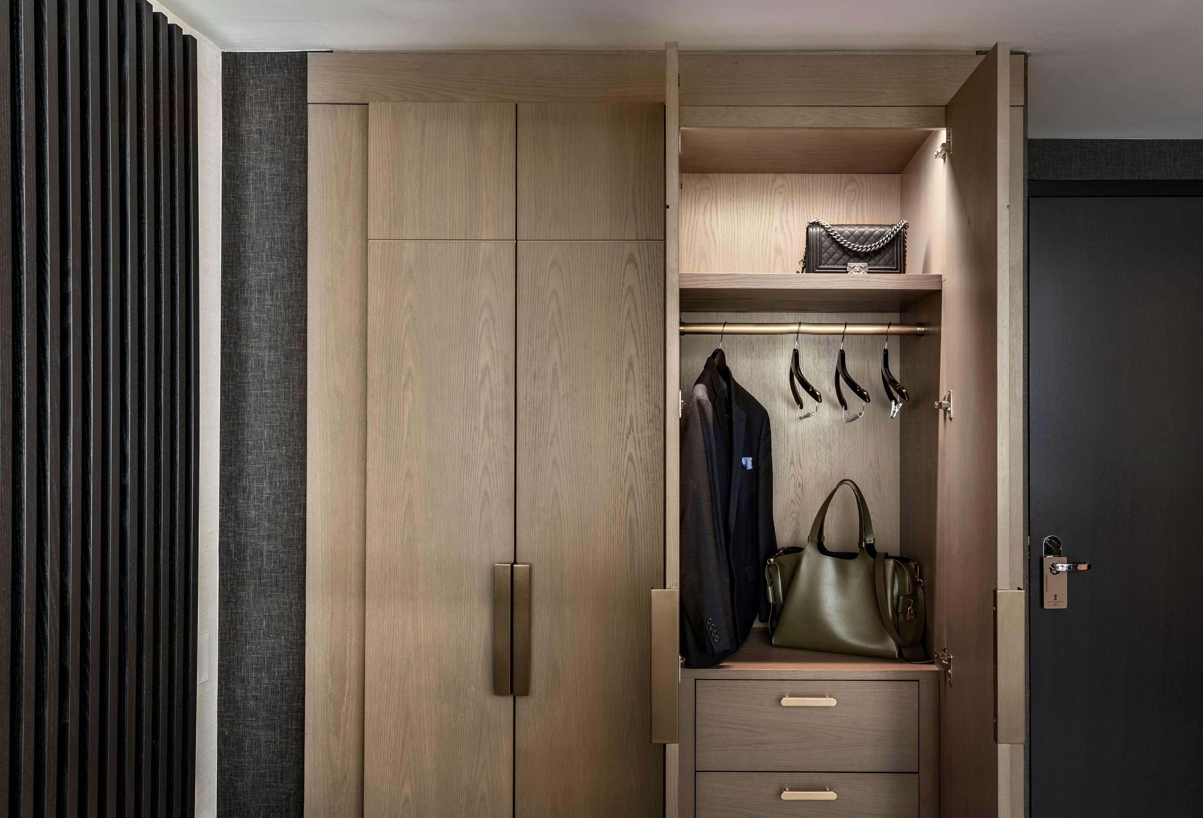 Thompson Central Park New York, By Hyatt New York