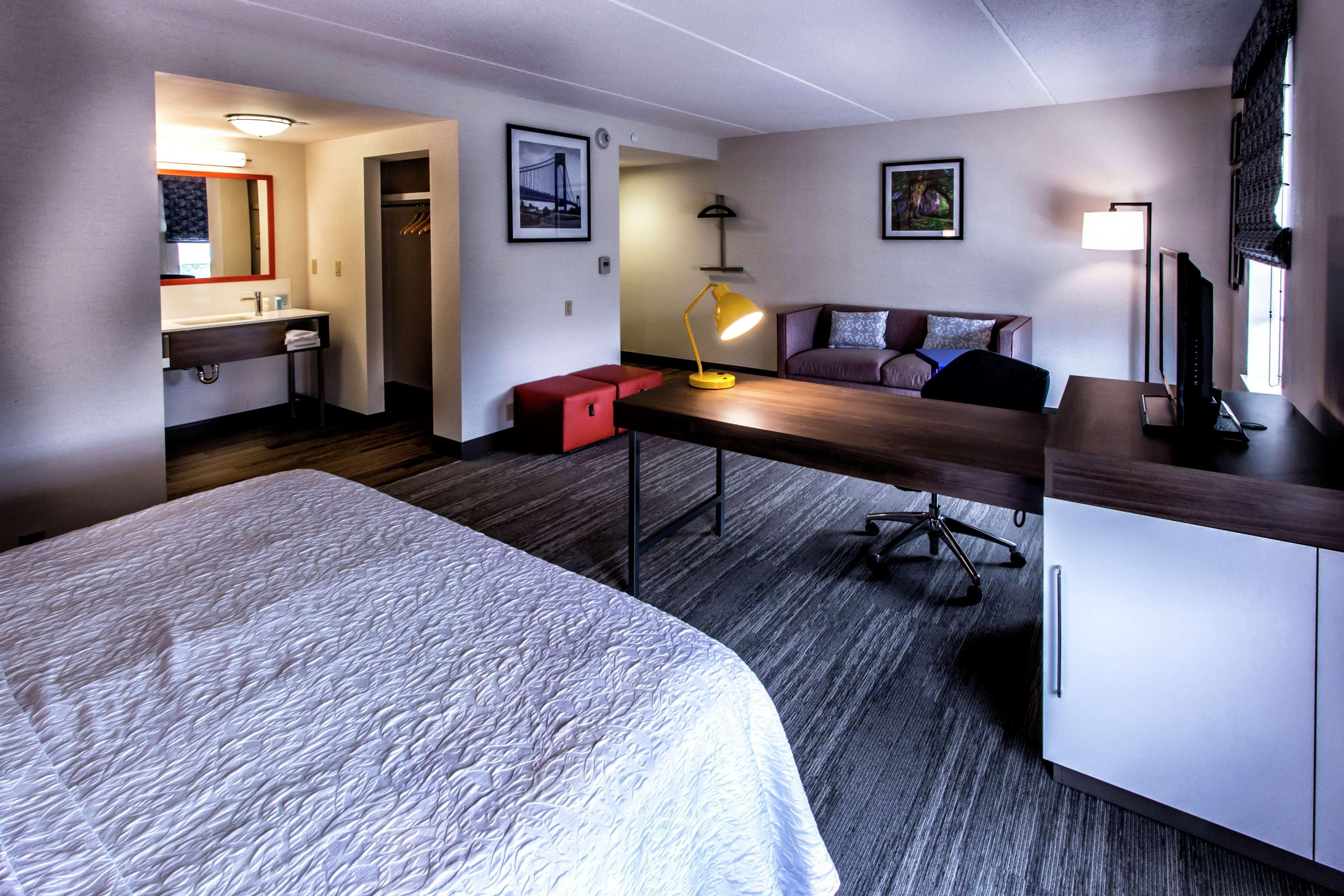 Hotel Hampton & Staten Island