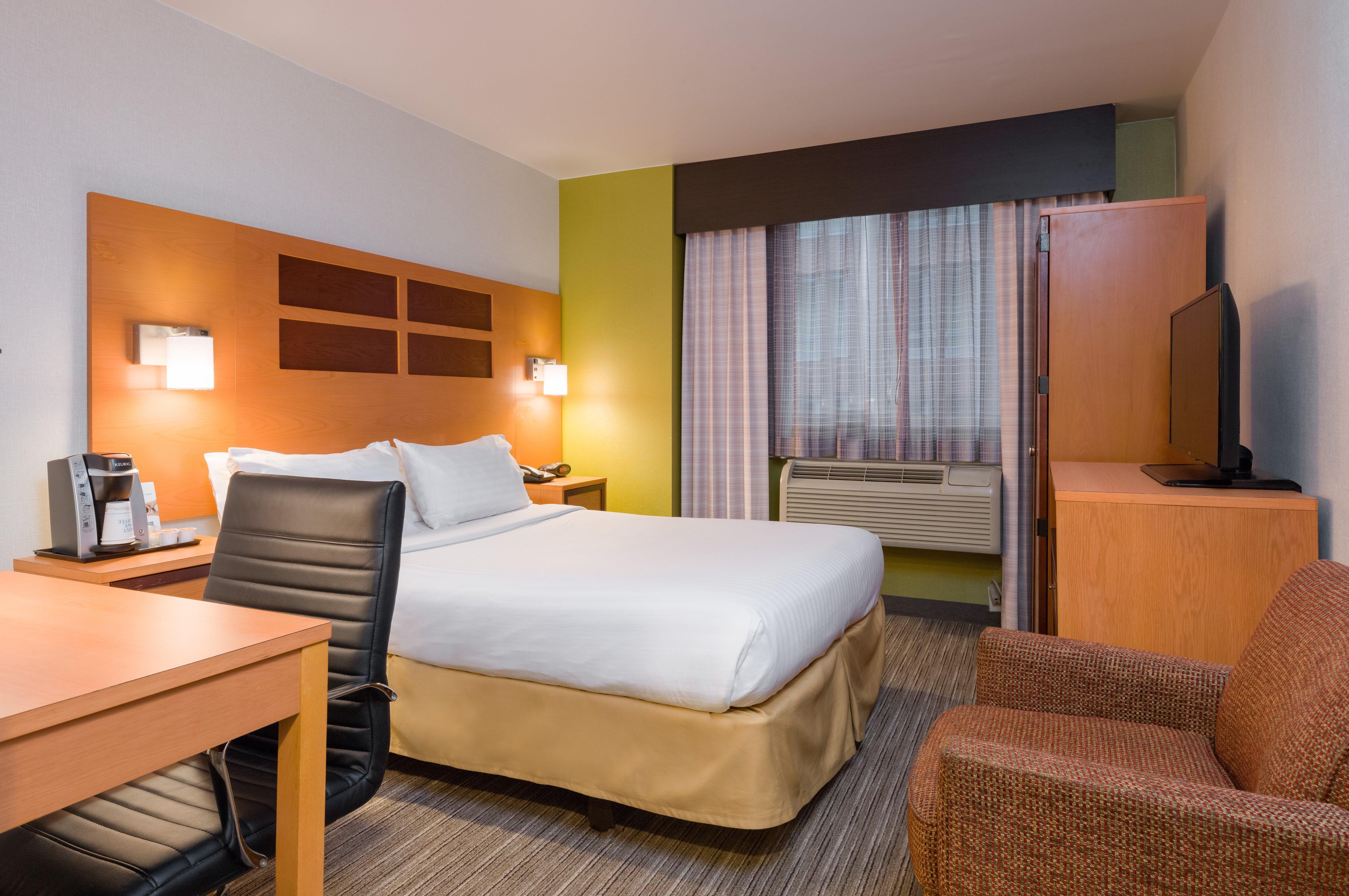 Hotel Holiday Express - Times Square By Ihg 3*
