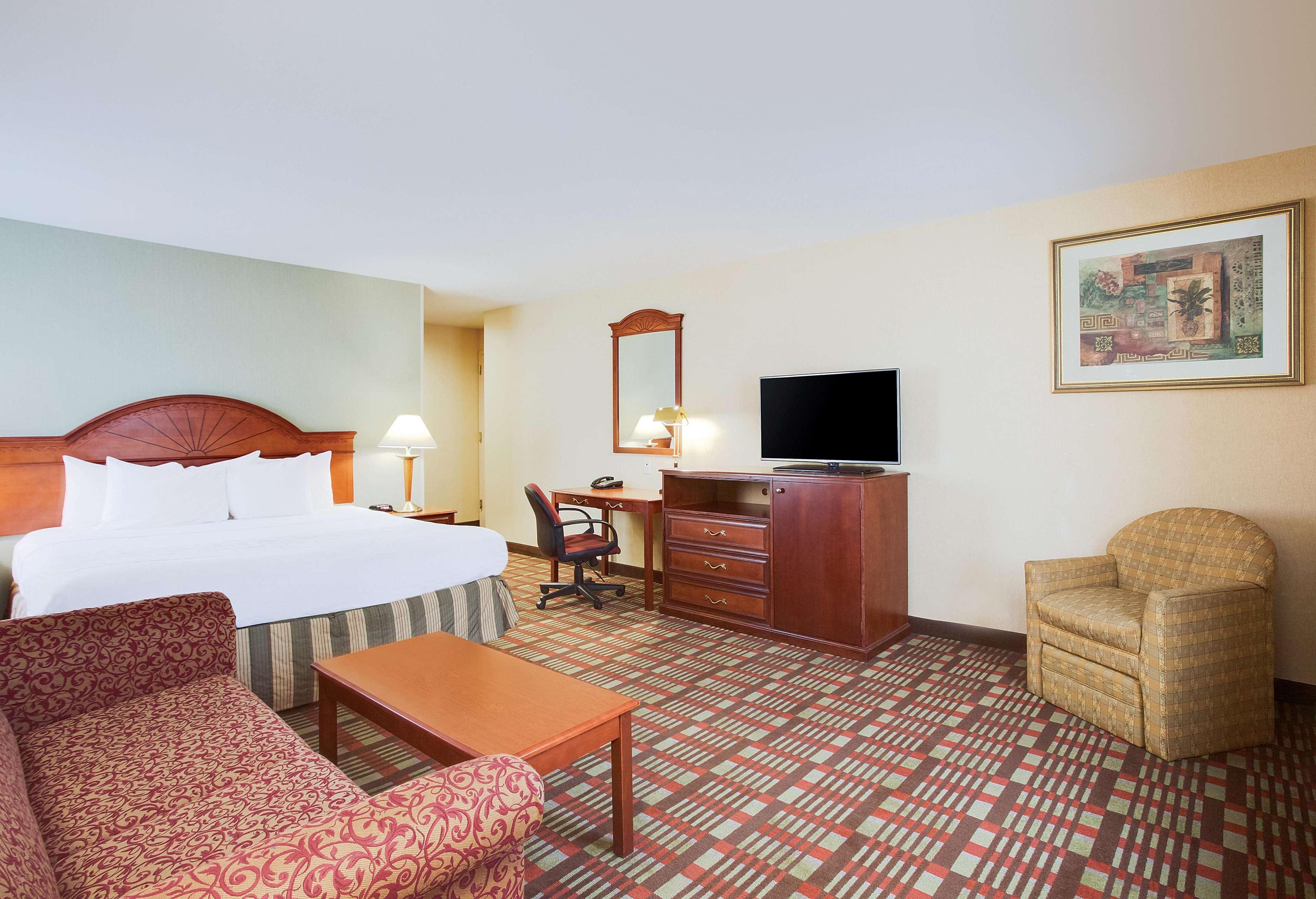 Hotel La Quinta By Wyndham Queens