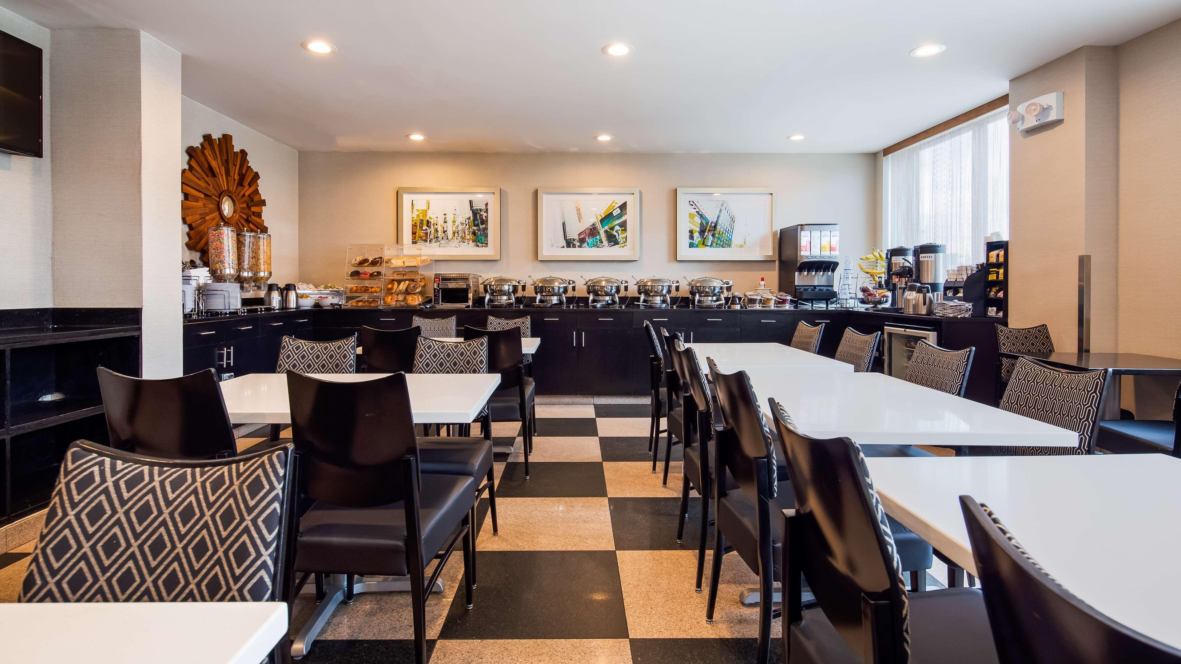 Western Plaza Hotel New York