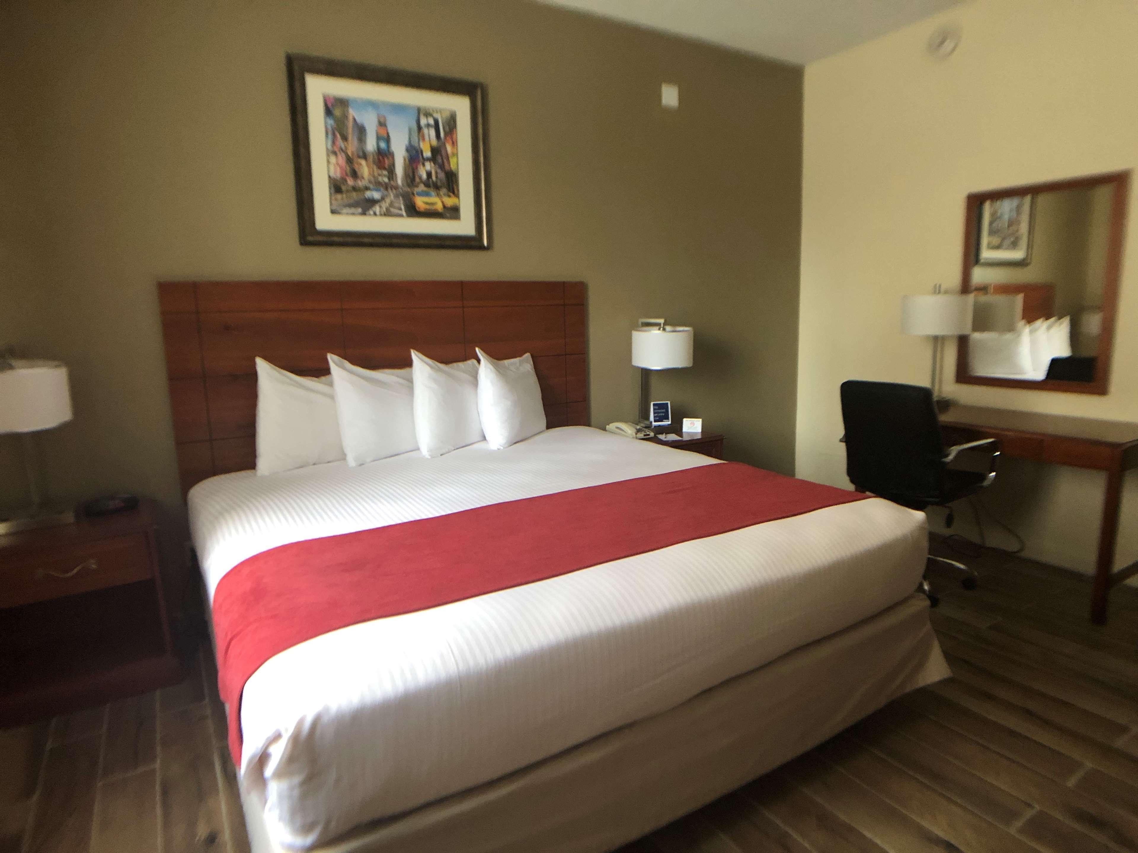 Hotel Western Jamaica New York