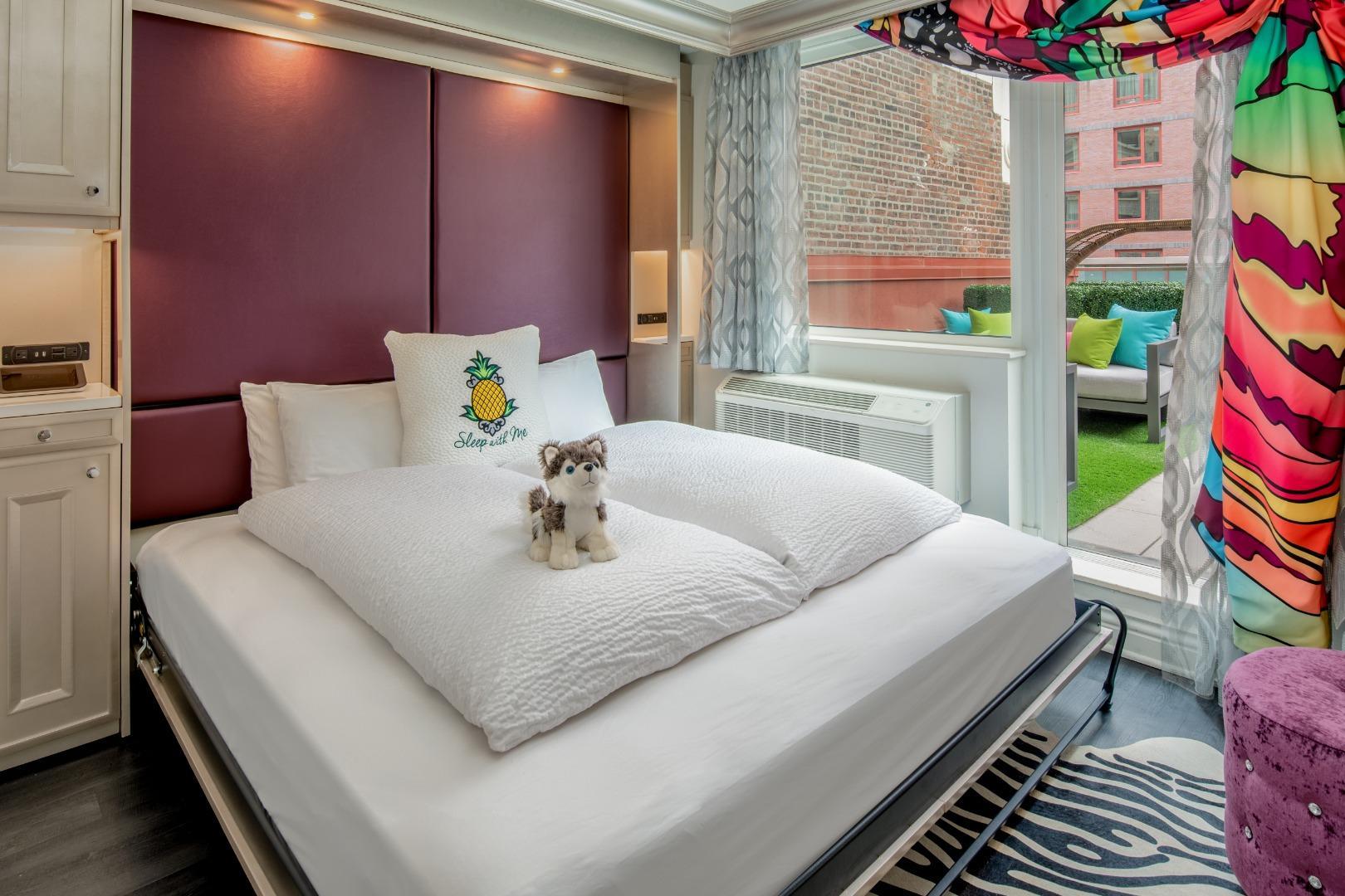 Staypineapple, An Artful Hotel, Midtown 4*