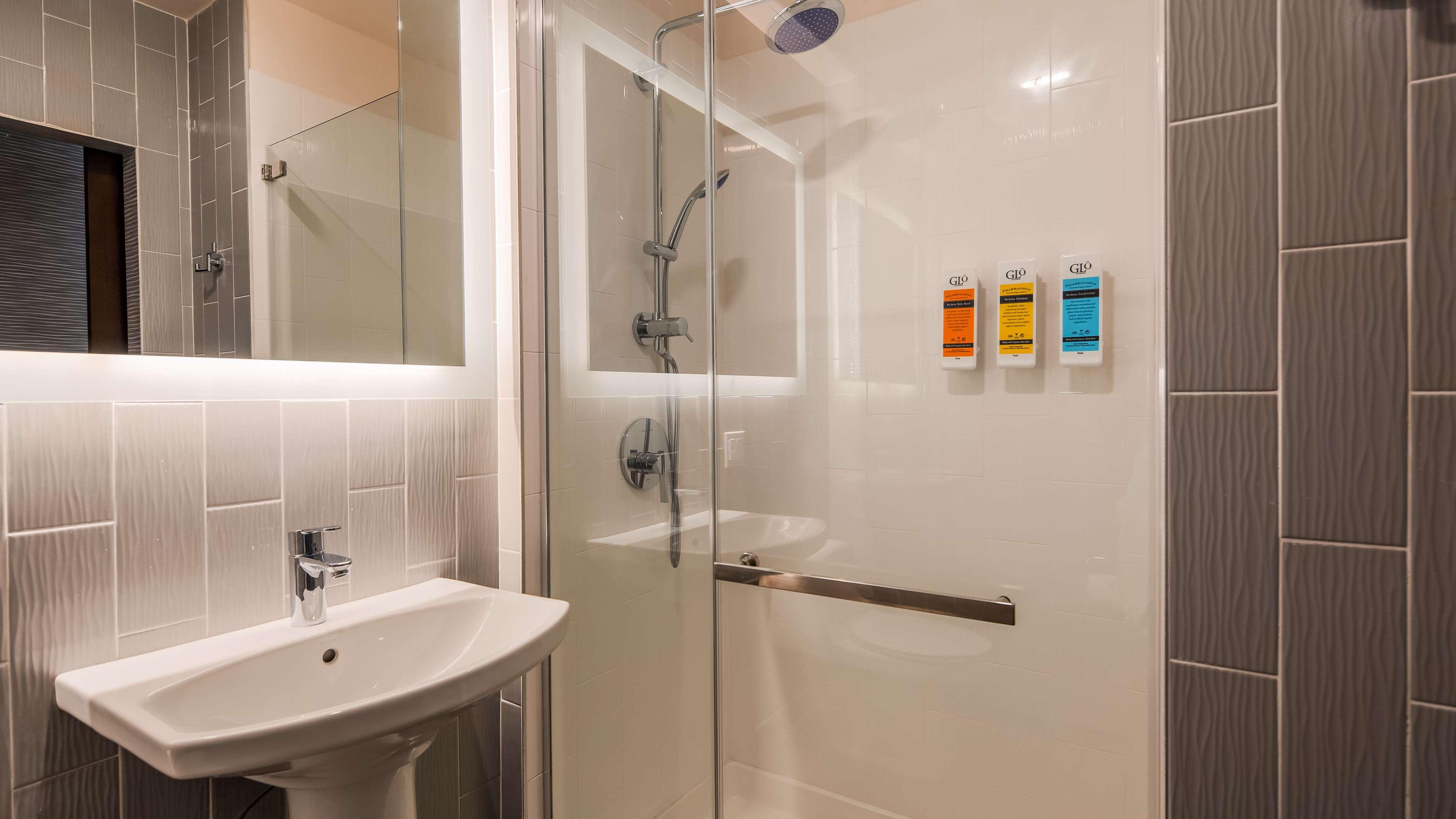 Hotel Glō Western Brooklyn Nyc 3*