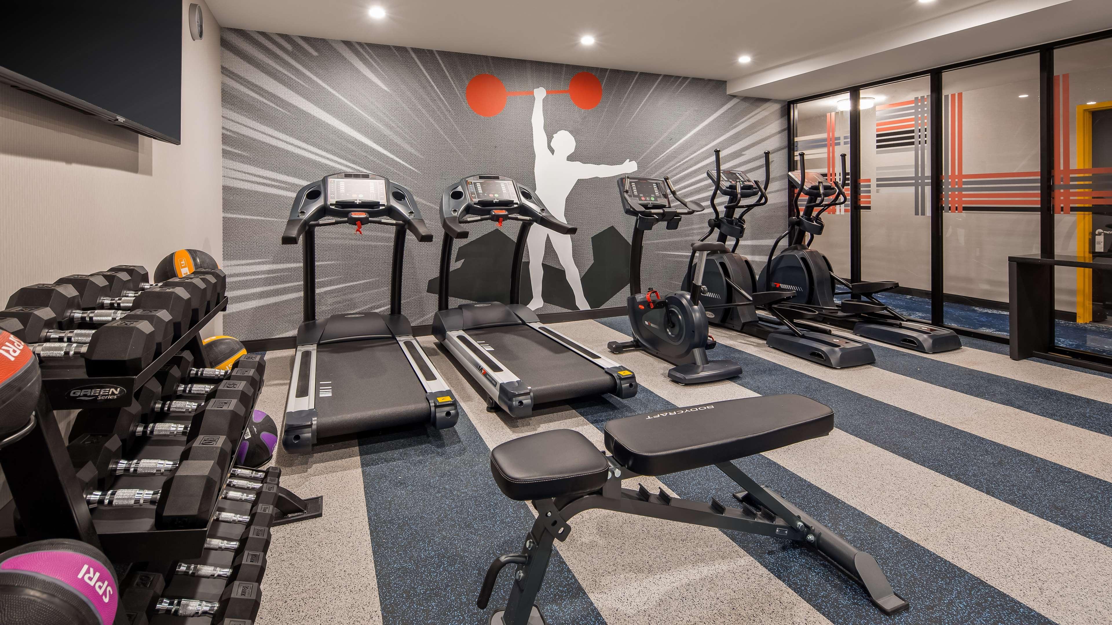 Glō Western Brooklyn Nyc Hotel New York