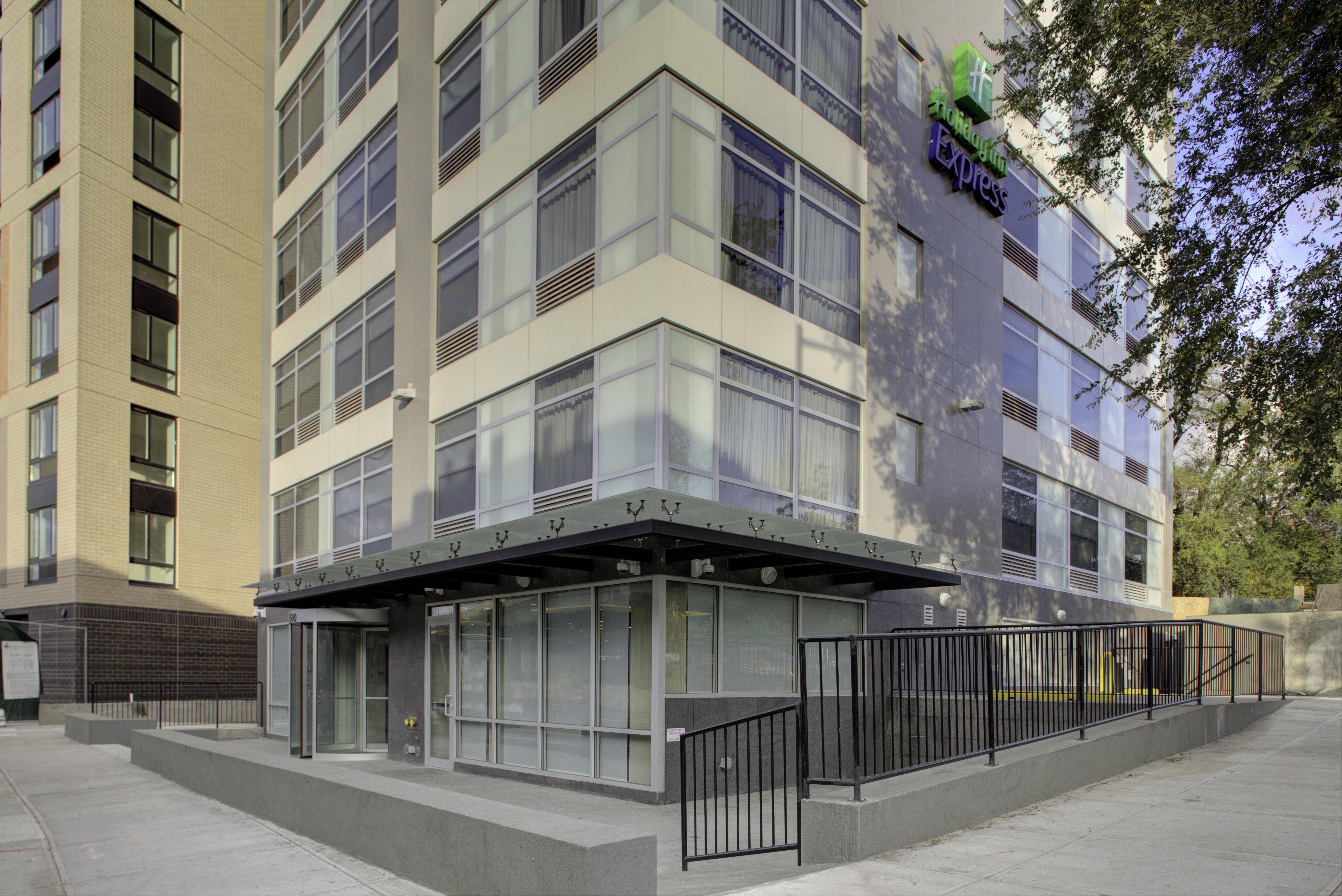 Express - Bronx Nyc - Yankee Stadium, An Ihg Hotel New York