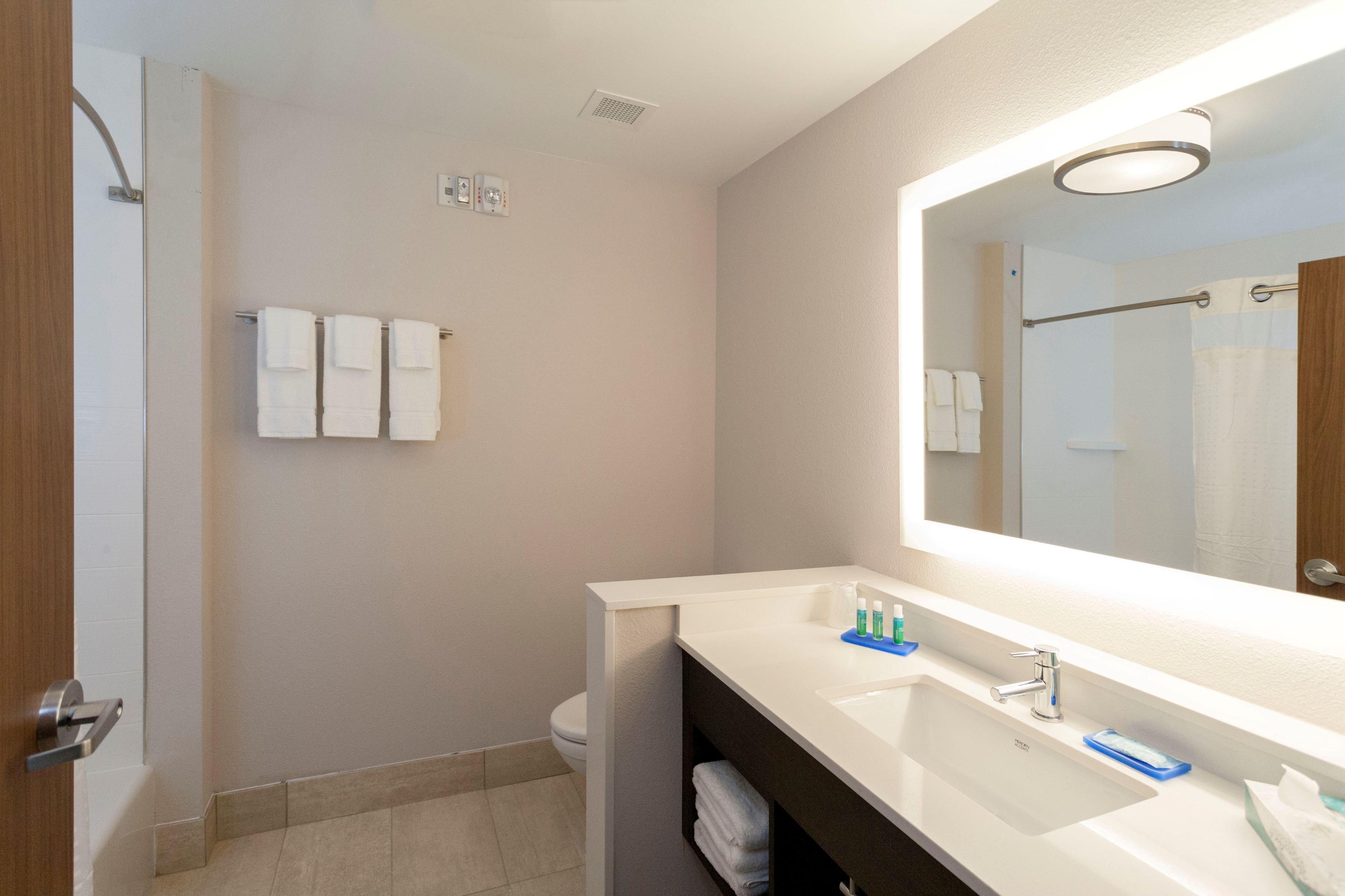 Express Brooklyn - Kings Hwy, An Ihg Hotel
