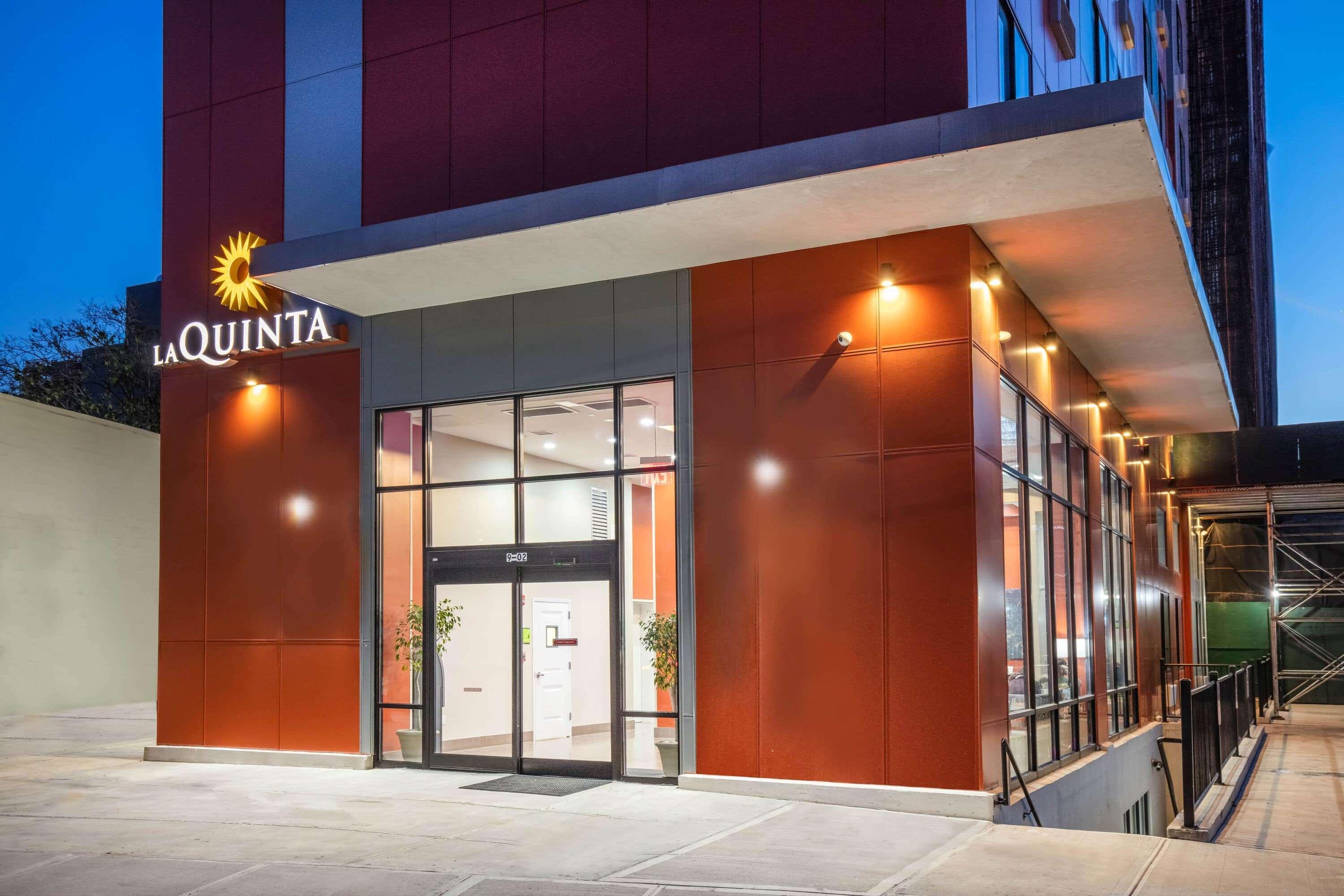 La Quinta Long Island