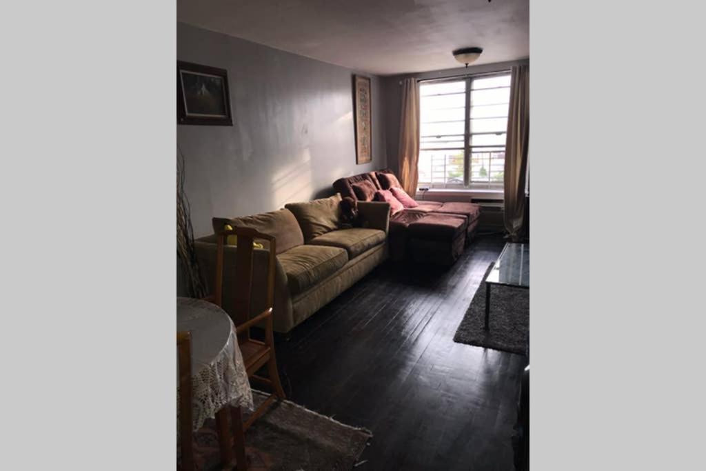 Apartment Montana 2beds 2baths 10 Mins To Jfk, 30 Mins To Manhattan *