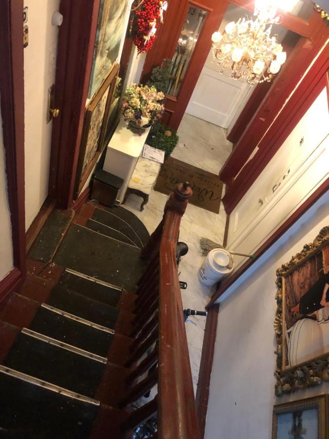 Private In Manhattan